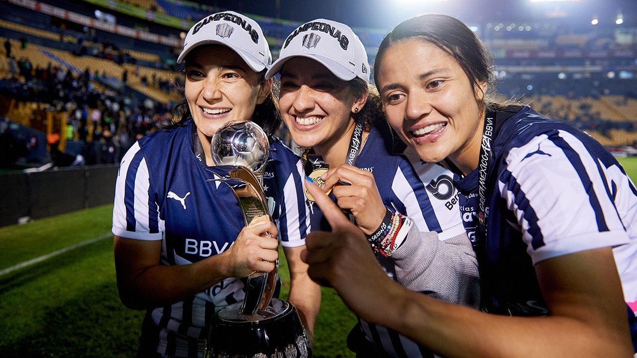 Eva Espejo Hace Historia Al Convertirse En La Primera Entrenadora Que