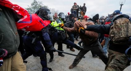 FBI alerta sobre más violencia y protestas armadas en todo Estados Unidos