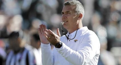 Jaguars eligen al coach colegial Urban Meyer para nueva reconstrucción