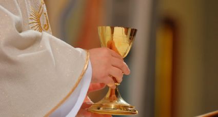 Vaticano investiga a obispo de San Diego por presuntas visitas durante años a un club de striptease en Tijuana