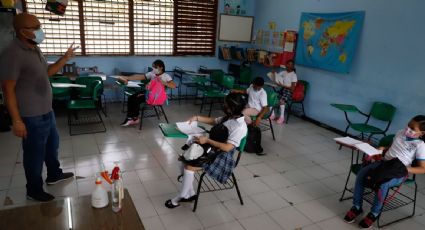 Con semáforo verde, Guerrero regresará mañana a clases presenciales y aforo de 50% en bares en espacios cerrados