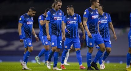 Cruz Azul y Juan Reynoso tiran la corona... Rayados exhibe, golea y echa al Campeón