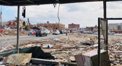 Tornado azota a Kentucky durante la noche y deja a 50 personas muertas