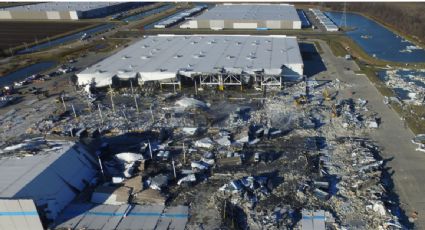 Suman seis muertos por colapso de almacén de Amazon tras paso de tornado en Illinois