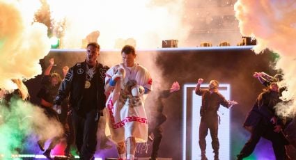 J Balvin también noquea en el show previo a la pelea del ‘Canelo’