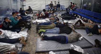 Texas quiere cerrar más de 50 instalaciones para niños migrantes; Biden se opone