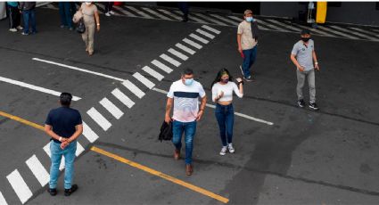 Ecuador declara toque de queda en ocho provincias tras repunte de contagios de Covid