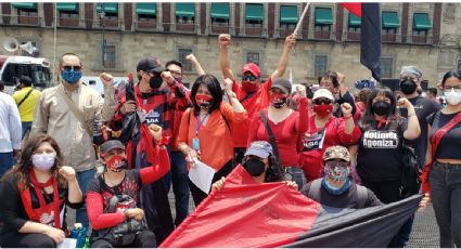 Maestros y trabajadores sindicales encabezan las protestas en México por el Día del Trabajo