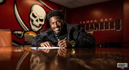 Antonio Brown supera examen físico y estampa su firma con los Buccaneers