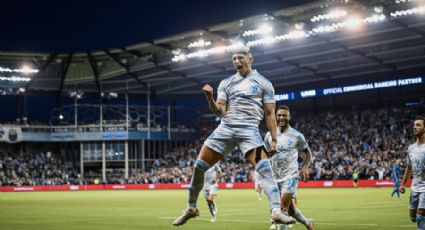 Alan Pulido saca la cara por los mexicanos en la MLS, llega a cinco goles