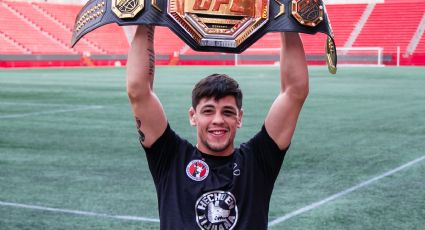 Brandon Moreno presume su cinturón de campeón de UFC en visita a Xolos de Tijuana