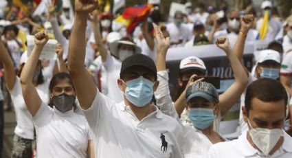 Manifestantes exigen al gobierno de Colombia garantizar el derecho a la protesta para destrabar las negociaciones