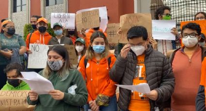 Estudiantes protestan contra toma de la UDLAP; piden mantener al actual patronato