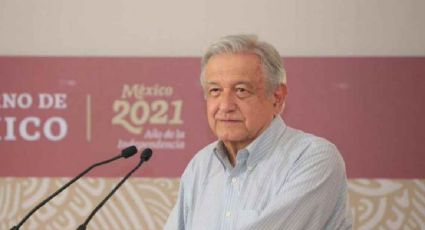 AMLO critica falta de casillas especiales para la consulta; “su mesa le espera en CDMX”, responde Murayama