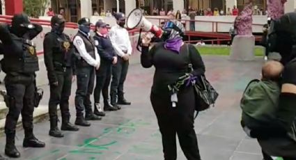 Fiscalía de Jalisco detiene a 10 mujeres durante protesta por abuso en escuela; dos eran menores