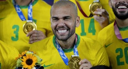 ¡Sí es ‘mexicano’! Dani Alves envía consuelo a Gio y Jonathan dos Santos por la muerte de su padre