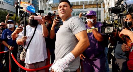 Óscar de la Hoya es hospitalizado tras contraer Covid-19 y cancela su regreso al ring