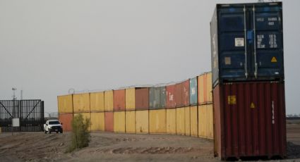 Arizona demanda al gobierno de EU para frenar orden que lo obliga a retirar los contenedores colocados en la frontera con México