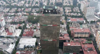 Moody's rebaja a Pemex la perspectiva de calificación de "estable" a "negativa"; señala restricciones de liquidez