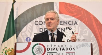 Creel envía libro de Aristóteles a AMLO para que "diferencie entre oligarquía y democracia"