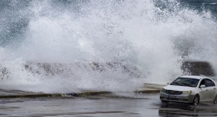 "Nicole" se dirige a Florida tras convertirse en huracán en Bahamas; emiten alerta de evacuación en dos condados