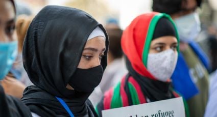 Talibanes disuelven por la fuerza una protesta contra la prohibición de la educación de mujeres en las universidades