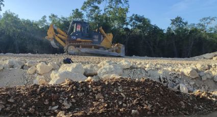 Colectivos de Puerto Morelos acusan que descarga de rocas para el Tren Maya causará afectaciones en la zona