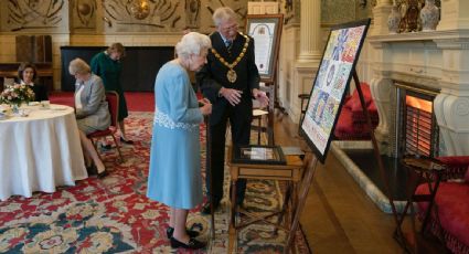 Reina Isabel II reaparece en público antes de festejo por sus 70 años de reinado