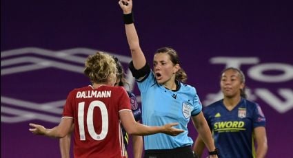 Árbitra de Ucrania escapa de la guerra y llega a Italia, donde seguirá su carrera en la Serie A femenil