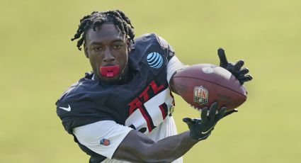 La NFL suspende a Calvin Ridley, receptor de Falcons, por apostar en partidos de la Liga