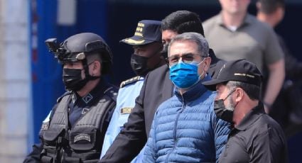 El expresidente Juan Orlando Hernández va a prisión: le dan 45 años de cárcel en EU por ayudar al narco a traficar cocaína