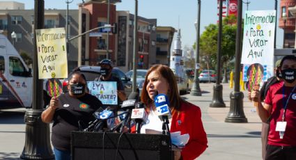 Activistas abogan en Los Ángeles para que migrantes tengan acceso a plan de apoyo económico por Covid-19