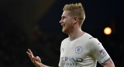 De Bruyne luce de 'póker', el City golea al Wolverhampton de Raúl Jiménez y roza el título en Inglaterra