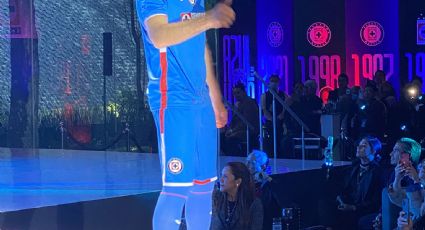 ¡Sigue de estreno! Cruz Azul presenta sus uniformes para el Apertura 2022