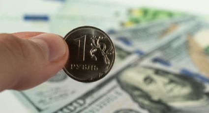 El euro cae a su mínimo en 20 años y se aproxima a la paridad con el dólar