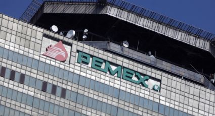 Moody's baja dos peldaños la nota de Pemex y la mantiene en grado especulativo