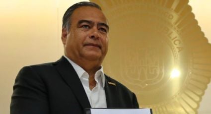 Captan a Raymundo Collins en Washington; está acusado de uso indebido de atribuciones en el gobierno de Mancera