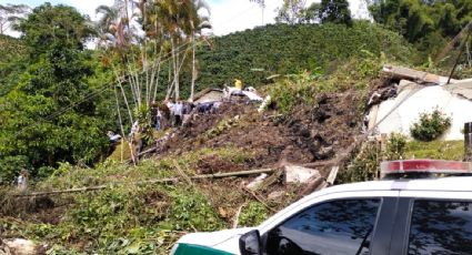 Derrumbe en Colombia sepulta una escuela rural y podría haber menores atrapados