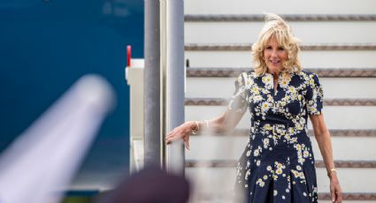 Reclaman a Jill Biden por el precio de la gasolina en EU: "Tu marido es el peor presidente"