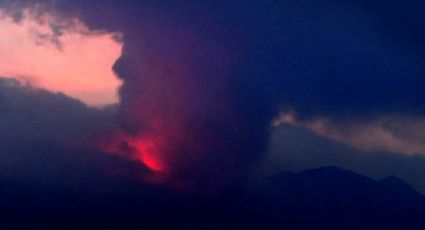 Volcán en Japón entra en erupción y autoridades elevan el nivel de alerta al máximo