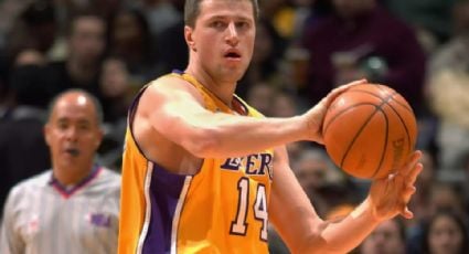 El ucraniano Slava Medvedenko, exjugador de los Lakers, subastará anillos de Campeón para ayudar a su país por la guerra con Rusia