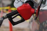 El precio de la gasolina magna en México volvió a aumentar en agosto por encima de la inflación e hila ocho meses al alza