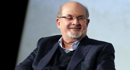 Agresor de Salman Rushdie se declara no culpable de intento de asesinato; juez le niega derecho a fianza