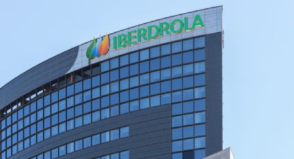 Iberdrola cierra la venta de 13 centrales eléctricas con el gobierno de López Obrador por 6 mil 200 mdd