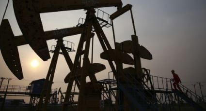 La OPEP+ acuerda seguir aplicando en 2023 un recorte a la producción de petróleo para "estabilizar los mercados"