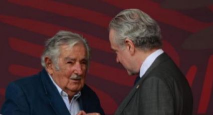 “Sin voces críticas no hay democracia”: Santiago Creel relata que Mujica reconoció su presencia como opositor en el desfile militar