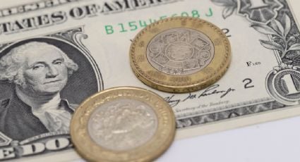 Peso mexicano y bolsa avanzan tras dos jornadas de fuertes pérdidas en espera del informe trimestral de Banxico