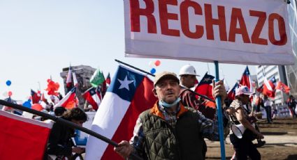 Boric se compromete a impulsar un nuevo proceso tras el rechazo en las urnas de la propuesta de una nueva Constitución en Chile