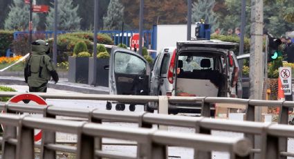 Atacan con un explosivo el Ministerio del Interior de Turquía; mueren dos agresores y dos policías resultan heridos