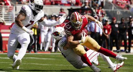 49ers derrotan a Cardinals de la mano de McCaffrey y mantienen el paso perfecto en la NFL